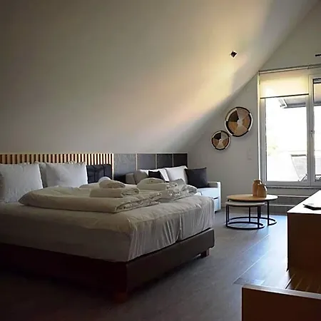 Akropolis Hotel